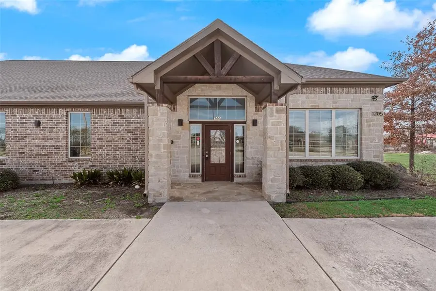 1205 Avondale Haslet Road, Fort Worth, TX 76052