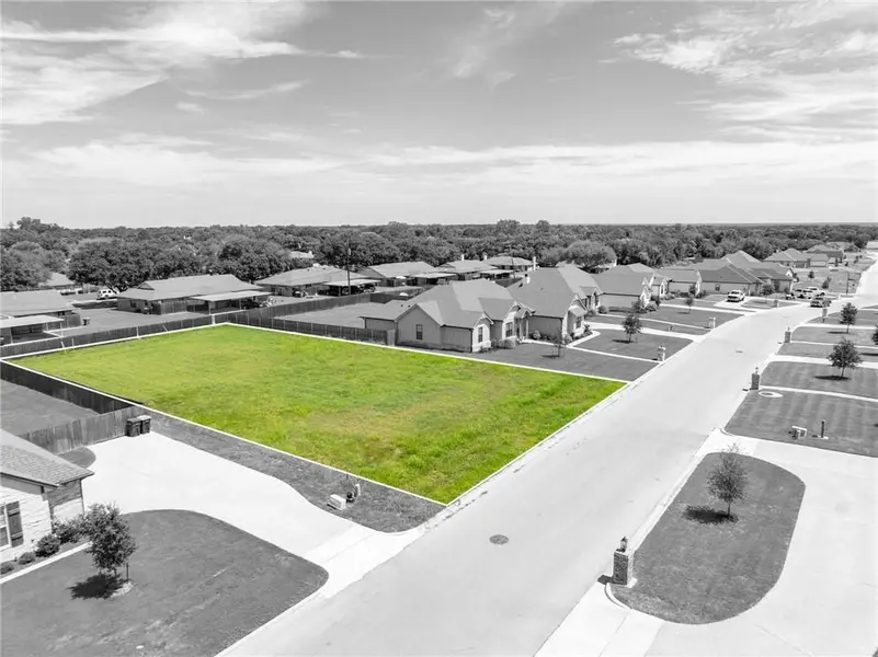 220 Fox Run Lane, Robinson, TX 76706