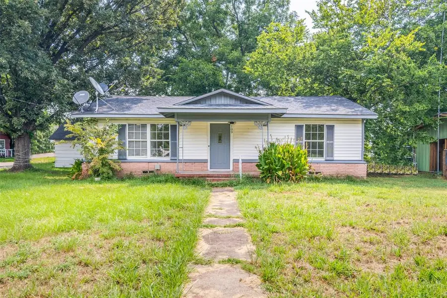 109 Church Street, Quinlan, TX 75474