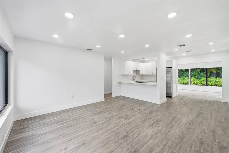 1812 SW 30th St, Fort Lauderdale, FL 33315