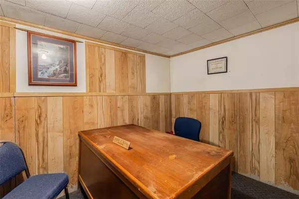 Wolfe City, TX 75496,514 W Main Street