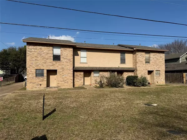 Kennedale, TX 76060,422 W 4th Street