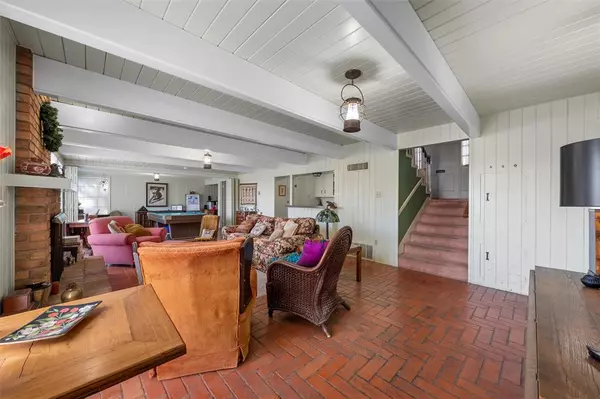 Waco, TX 76710,2831 Wooded Acres Drive