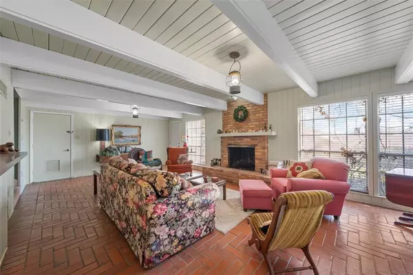 Waco, TX 76710,2831 Wooded Acres Drive