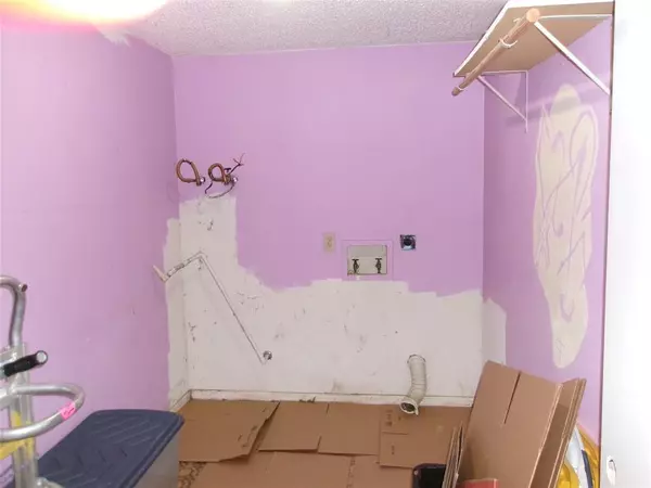 Athens, TX 75751,538 E Massey Street