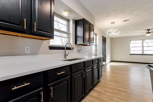 Dallas, TX 75241,6110 Songwood Drive