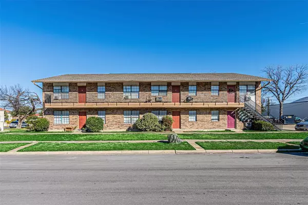 104 S 11th Street, Garland, TX 75040