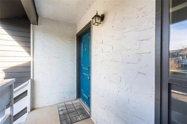 Dallas, TX 75254,5840 Spring Valley Road #212