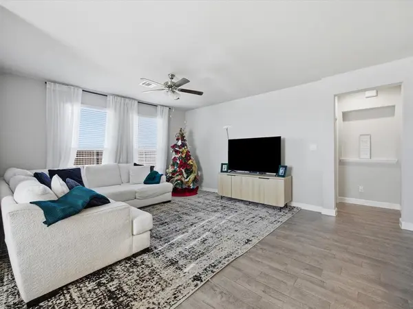 Rhome, TX 76078,186 Dogwood Avenue