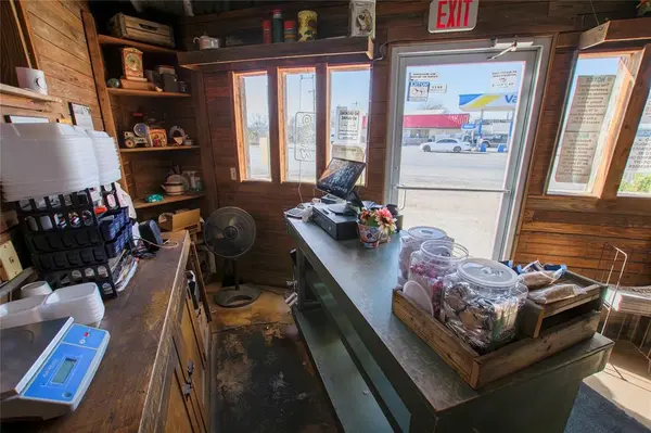 Ballinger, TX 76821,1610 N Broadway Street