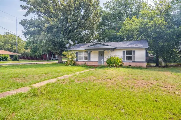 Quinlan, TX 75474,109 Church Street