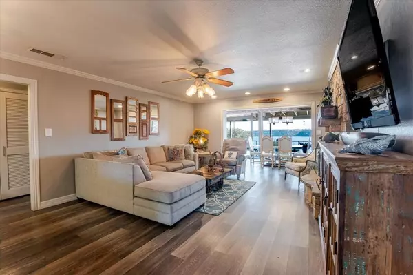 Possum Kingdom Lake, TX 76449,2002 Mockingbird Bend #B-8