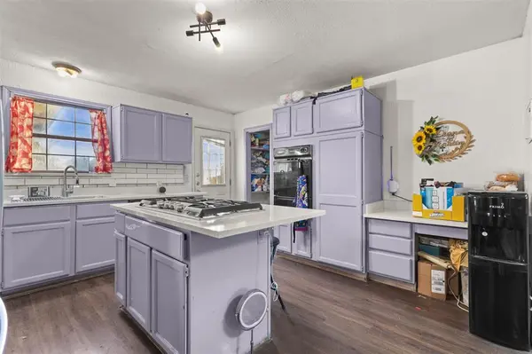 2620 Barnes Bridge Road, Dallas, TX 75228