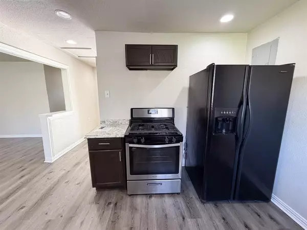 Arlington, TX 76014,1307 Janann Avenue