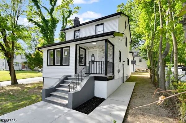 Teaneck Twp., NJ 07666,1470 Gaylord Ter