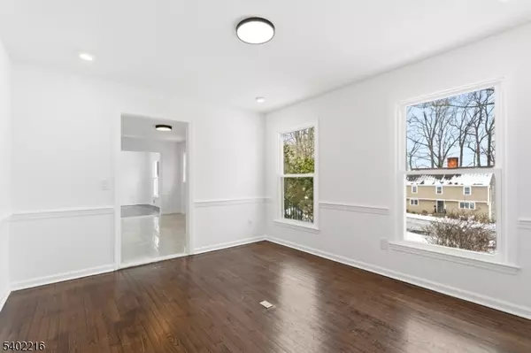 Allamuchy Twp., NJ 07840,6 House Wren