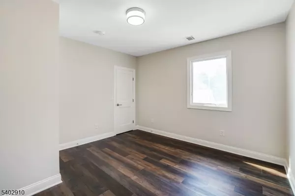 Bloomfield Twp., NJ 07003,79 Mill St 79B #79B