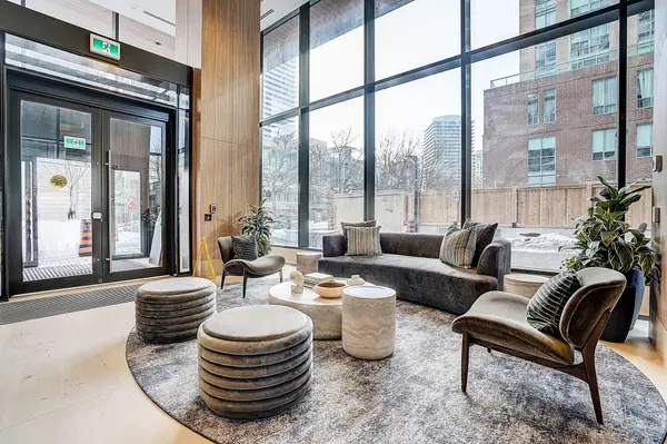 Toronto C14, ON M2N 0M4,36 Olive AVE #1908