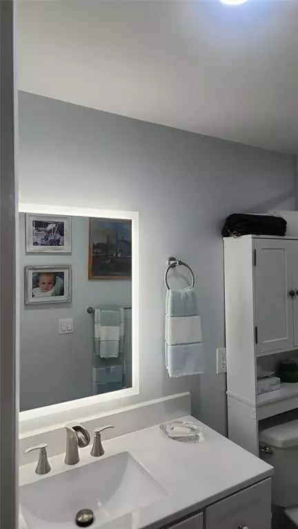 Lighthouse Point, FL 33064,2202 NE 36th St #15