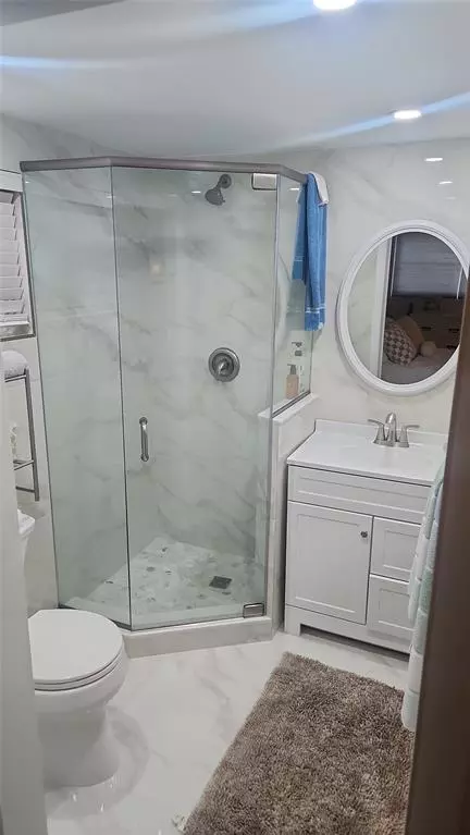 Lighthouse Point, FL 33064,2202 NE 36th St #15