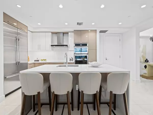 Fort Lauderdale, FL 33301,100 E Las Olas Boulevard #1802