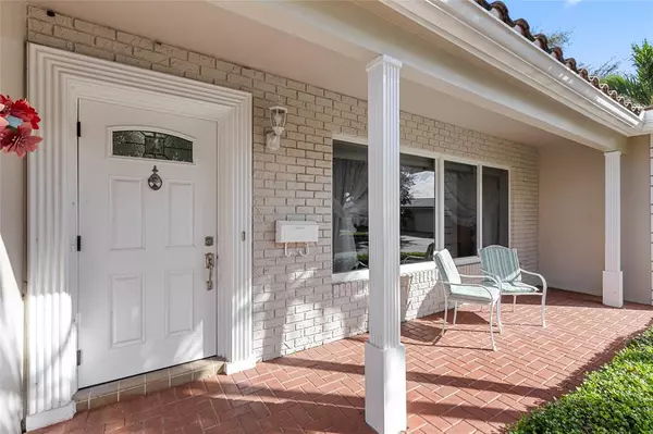 Plantation, FL 33317,7237 E Tropical Way