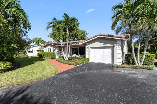 Plantation, FL 33317,7237 E Tropical Way