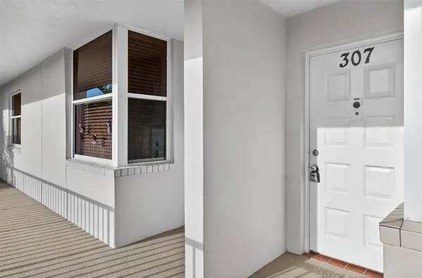 Sunrise, FL 33322,2524 NW 104th Ave #307