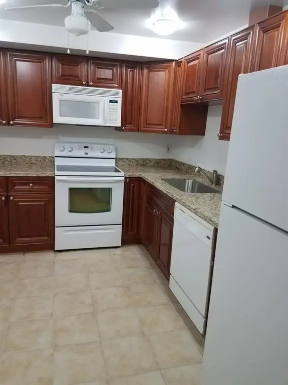 Margate, FL 33063,480 N Laurel Dr #4A