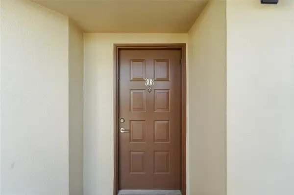 Pembroke Pines, FL 33027,1301 SW 142nd Ave #308H