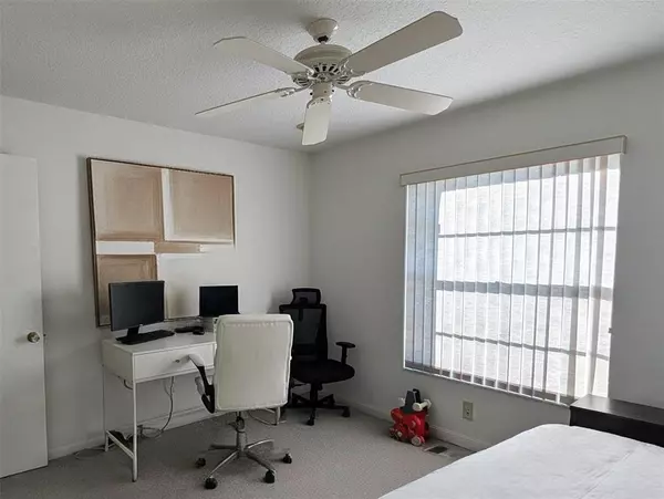 Boynton Beach, FL 33437,5895 Autumn Lake Ln #A