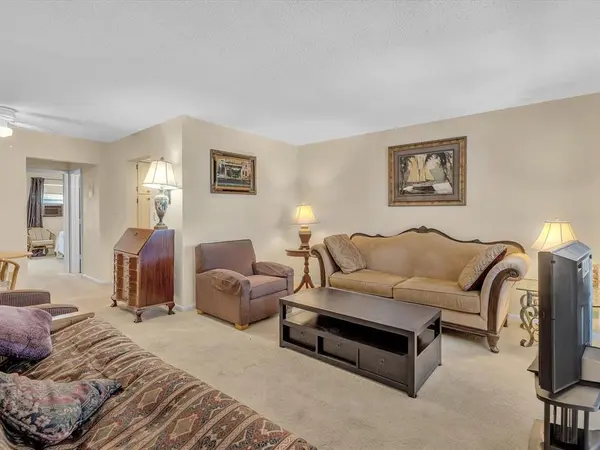 Fort Lauderdale, FL 33308,2124 NE 56th Ct #209