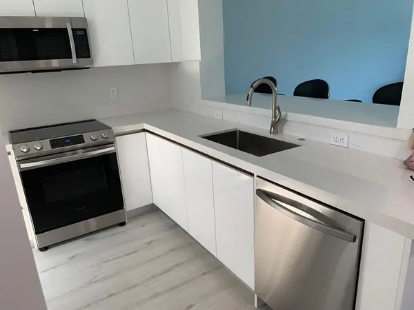 Weston, FL 33326,16051 SW Blatt Blvd #412