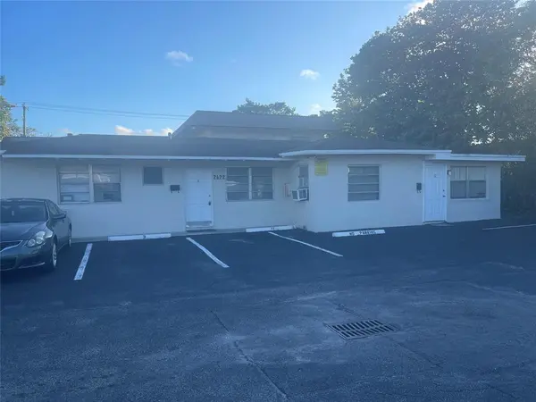 2622 Johnson St, Hollywood, FL 33020