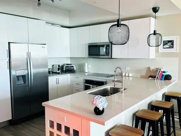 999 SW 1st Ave #3313, Miami, FL 33130