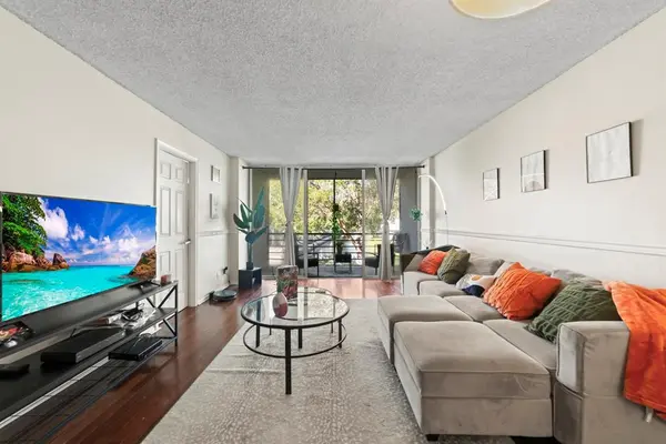 Oakland Park, FL 33309,Address not disclosed