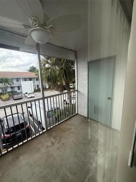 Coral Springs, FL 33065,2730 Forest Hills Blvd #204