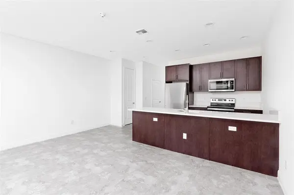 Coconut Creek, FL 33073,6937 PINES CIRCLE #17