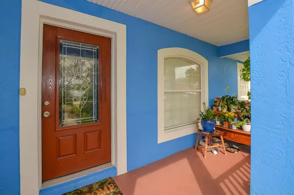 Port St Lucie, FL 34983,117 NE Jettie Ter