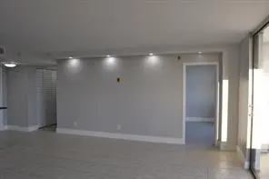 North Miami, FL 33181,13499 Biscayne Blvd #1106