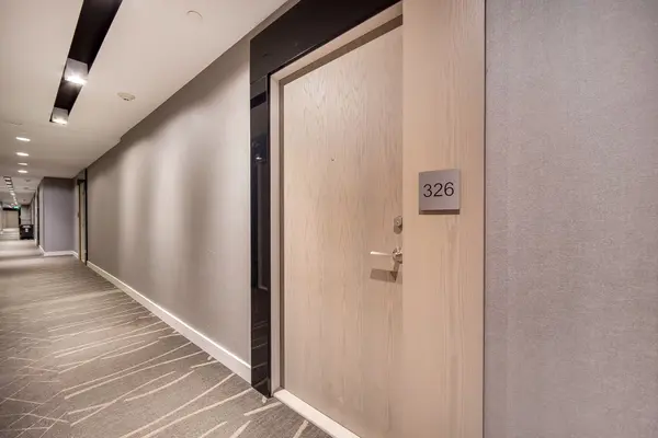 Vaughan, ON L4L 1H8,4800 Highway 7 N/A #326