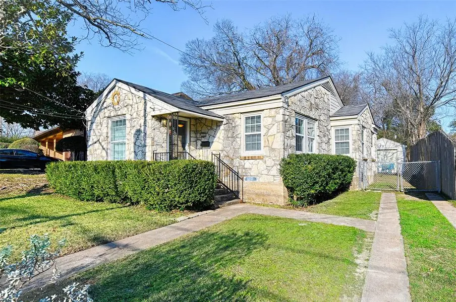 1707 Homewood Place, Dallas, TX 75224