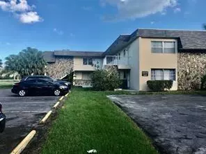 Hollywood, FL 33020,1449 N 14 #102