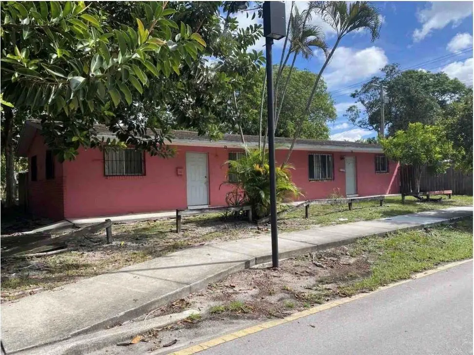 Fort Lauderdale, FL 33311,1500 NW 2nd Ave