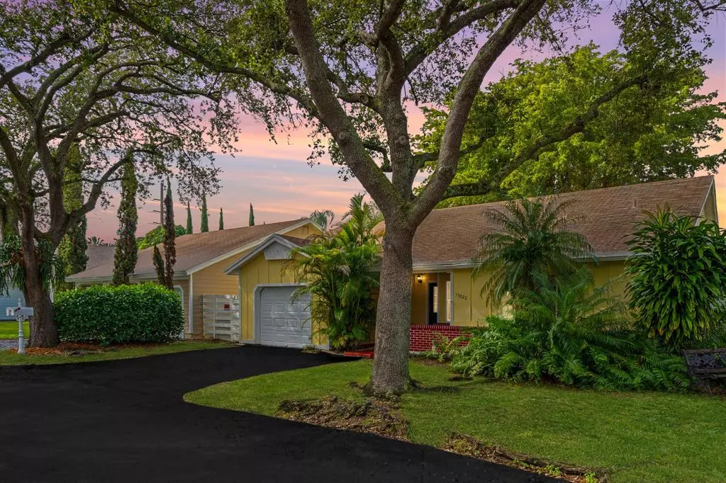 Miami, FL 33186,15022 SW 140th Ct