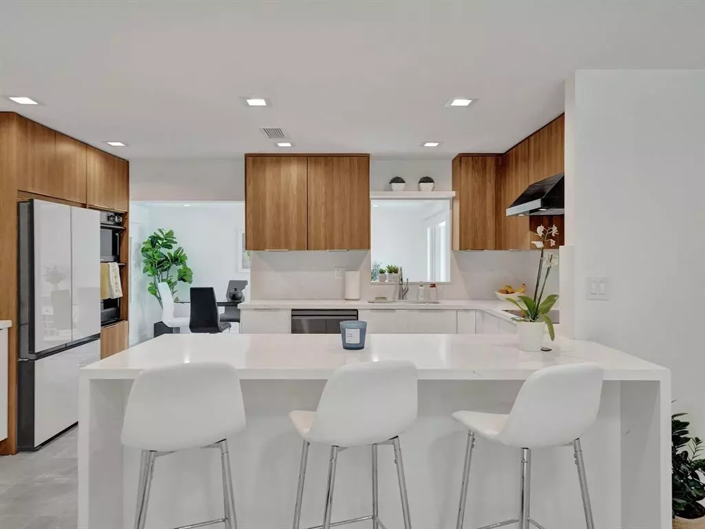 Boca Raton, FL 33431,260 NW 36th St