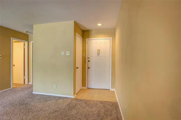 Garland, TX 75043,5825 Marvin Loving Drive #204