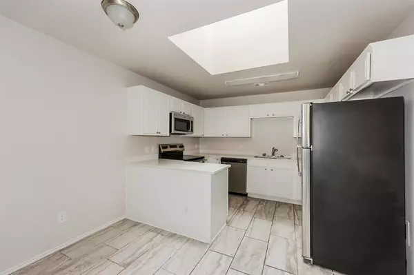 Cedar Hill, TX 75104,204 Meadowbrooke Drive