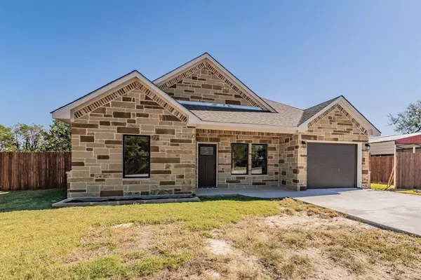 Granbury, TX 76048,2515 Coyote Trail