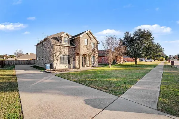 Red Oak, TX 75154,208 Cobblestone Circle